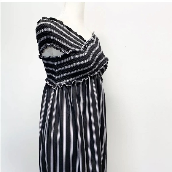 She and sky Striped Off-the-Shoulder Maxi Dress S - Picture 4 of 9